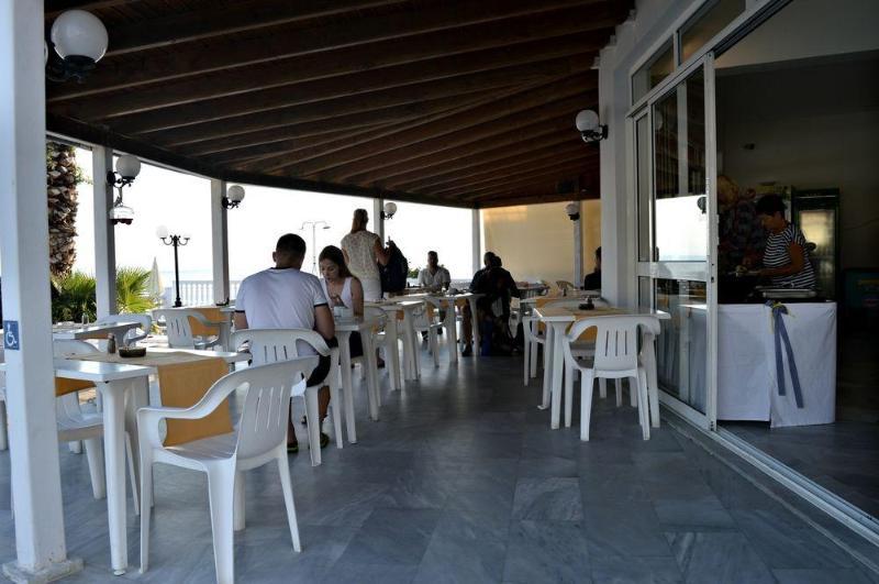 Chryssi Akti Hotel Argassi Exterior photo